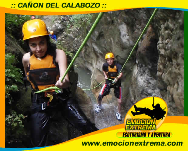 CAÑON DEL CALABOZO CUENTA CON 6 RAPELES EN CASCADAS, SALTOS AL AGUA , 2 EMOCIONANTES TOBOGANES NATURALES, IDEAL PARA PRINCIPIANTES Y COMO ENTRENAMIENTO PREVIO A MATACANES, MUY CERCA DEL PARQUE LA ESTANZUELA EN MONTERREY VIVE ESTAAVENTURA CON  EMOCIONEXTREMA.COM